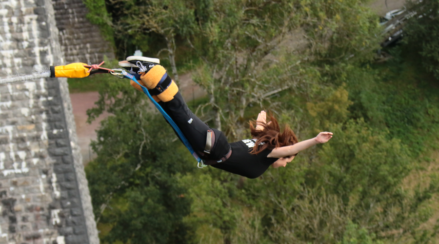 3 conseils pour se préparer au saut à l’élastique